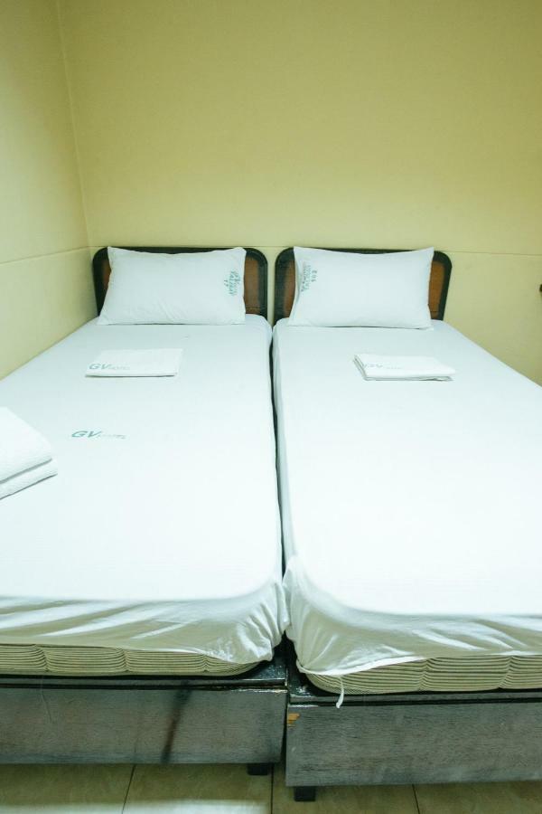 Gv Hotel - Talisay City Esterno foto