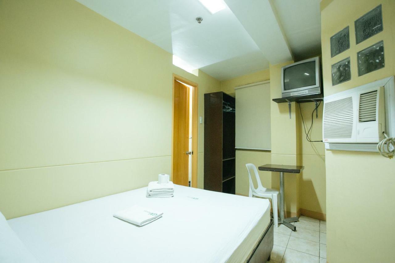 Gv Hotel - Talisay City Esterno foto