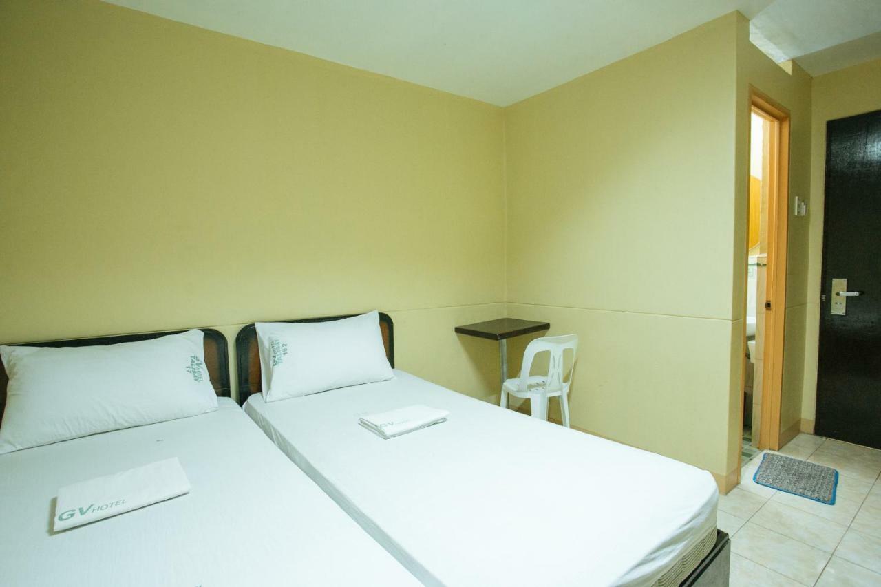 Gv Hotel - Talisay City Esterno foto