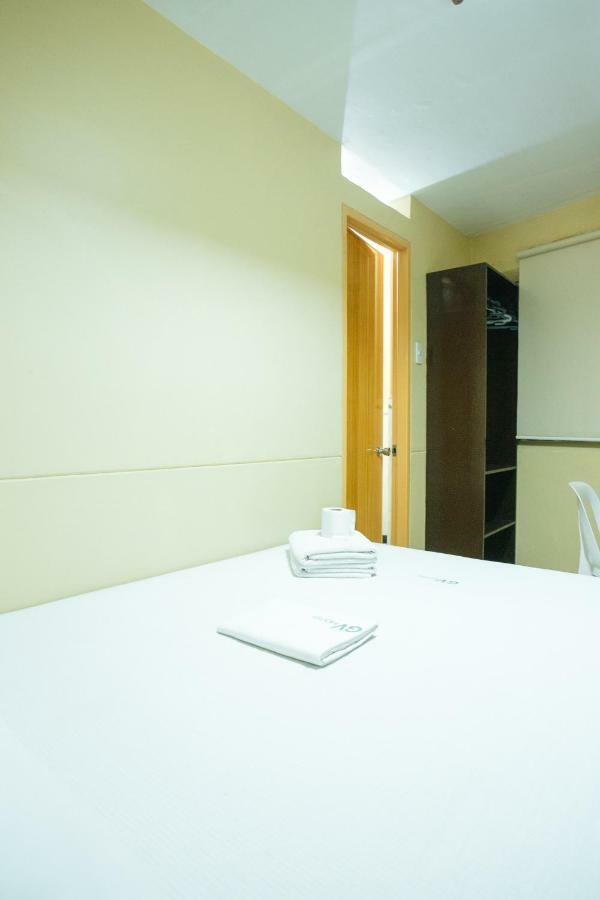 Gv Hotel - Talisay City Esterno foto